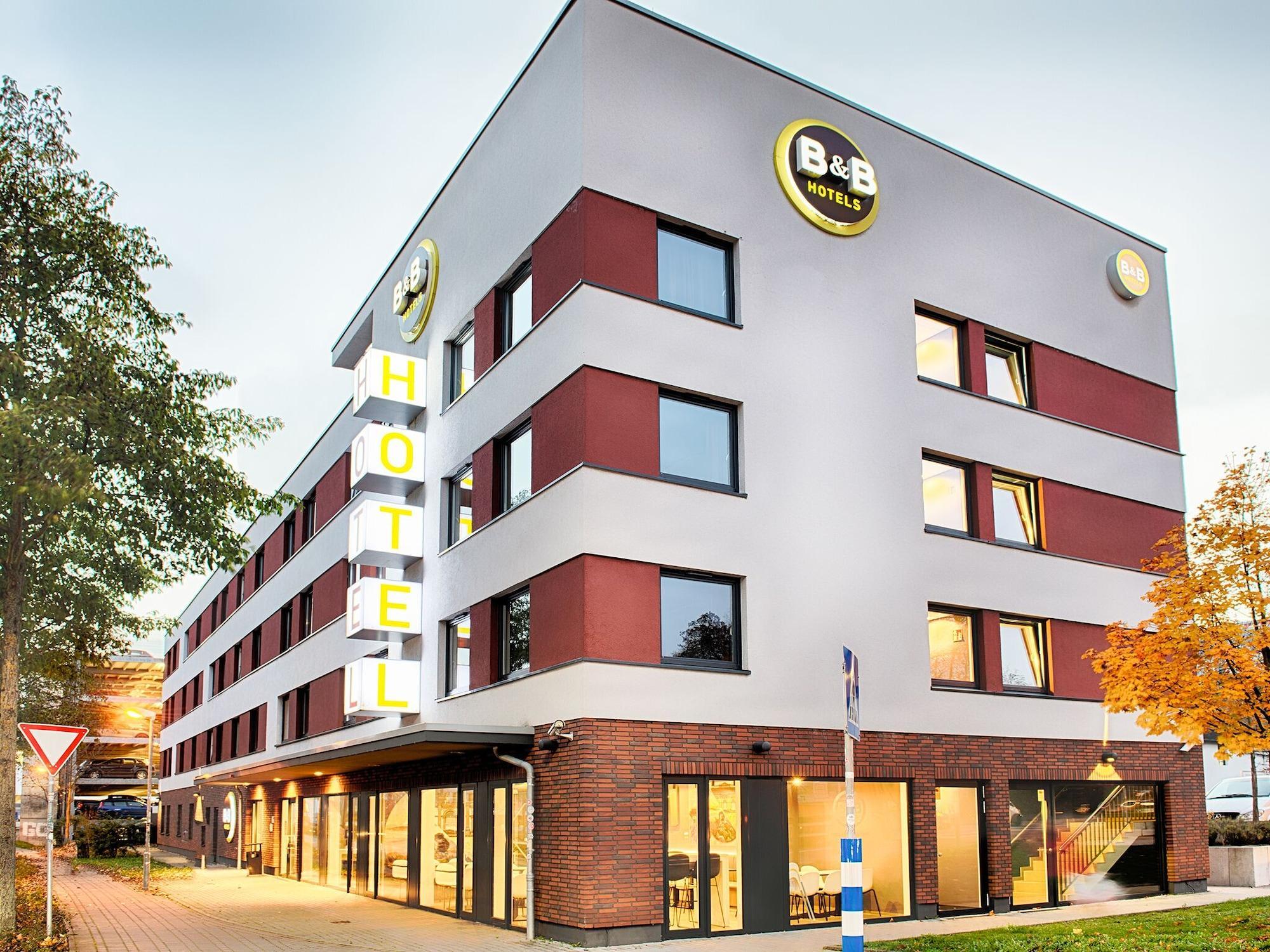 B&B Hotel Kaiserslautern Eksteriør bilde